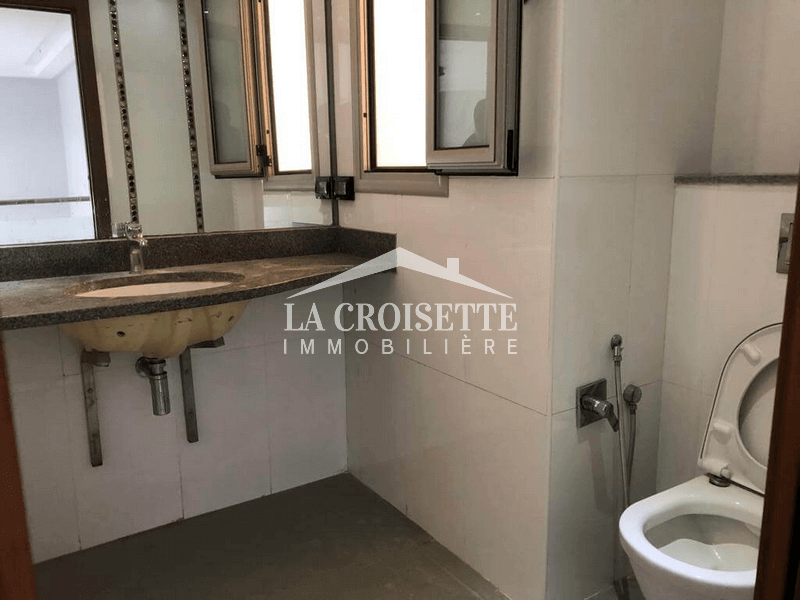 Duplex S+3 avec terrasse aux Jardins de Carthage
